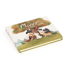 Load image into Gallery viewer, Munro in the Middle Book
