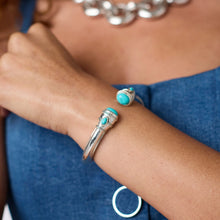 Load image into Gallery viewer, Obsidian Black Cannes Cuff
