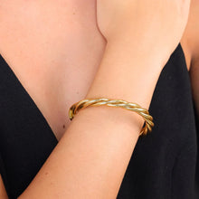 Load image into Gallery viewer, Aura Twist All Weather Bangle
