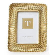 Load image into Gallery viewer, Scalloped Gold Frame
