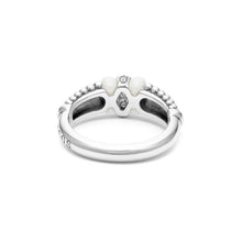 Load image into Gallery viewer, Wht Cav Sm Dia Link Ring
