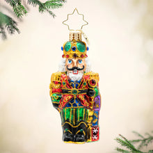Load image into Gallery viewer, Yuletide Sentinel Gem
