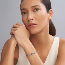 Load image into Gallery viewer, SS Blk Cav 1 Dia Row 6mm Bracelet
