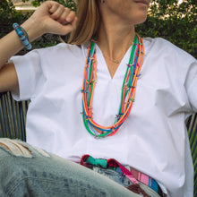 Load image into Gallery viewer, Long Fetish Birds Necklace
