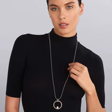 Load image into Gallery viewer, Circle Pearl Statement Necklace
