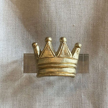 Load image into Gallery viewer, Crown Napkin Ring

