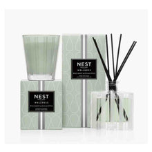 Load image into Gallery viewer, Wild Mint &amp; Eucalyptus Reed Diffuser
